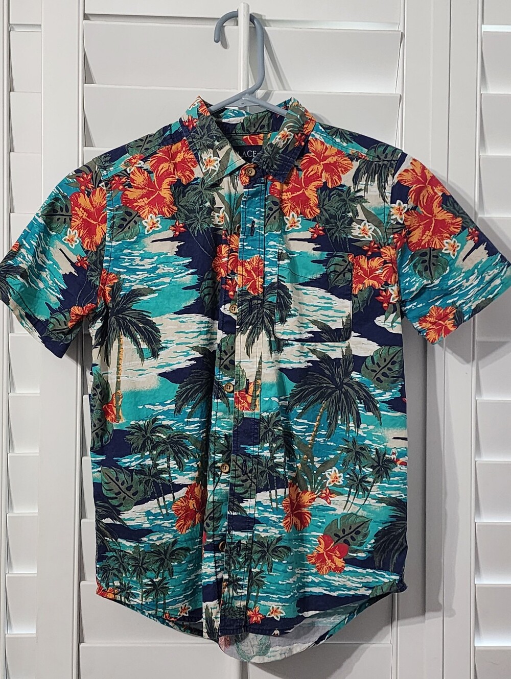 Children's Place Boys Large Size 10-12, Hawaiian Button Down Shirt, Good Shape